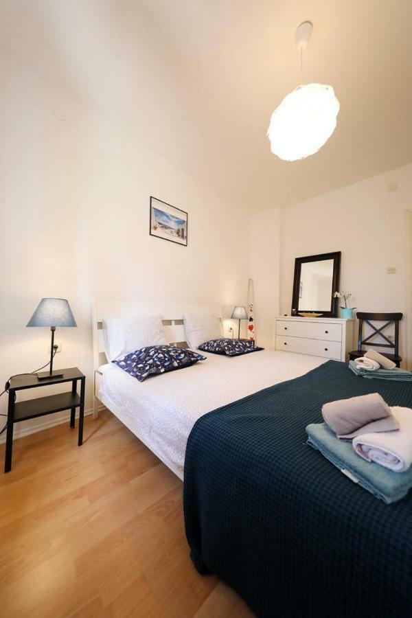 Apartman Bluemarin Appartement Pakoštane Buitenkant foto